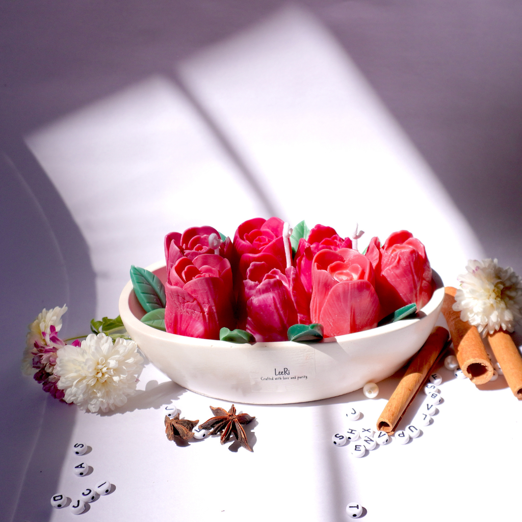 Red Tulip Boat Candle