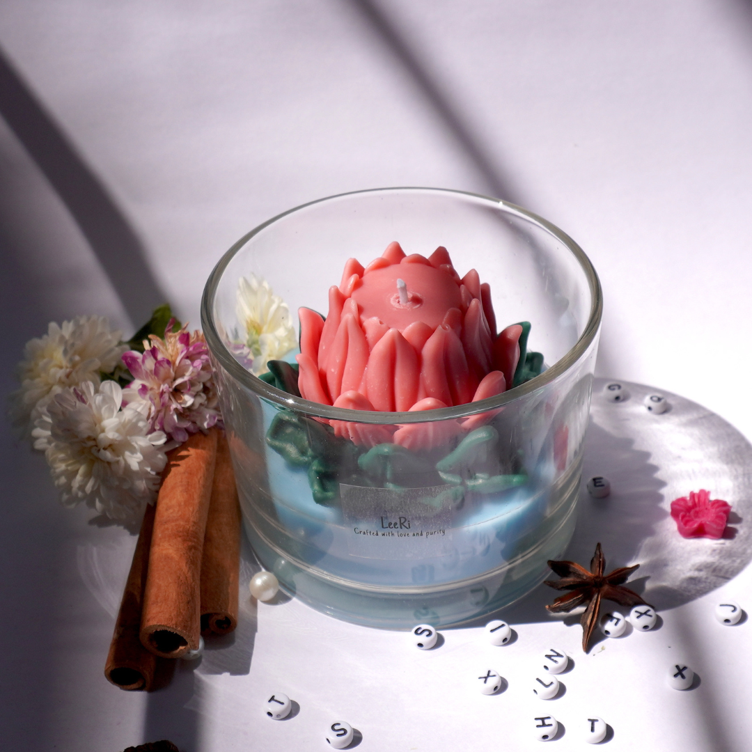 Lotus Candle