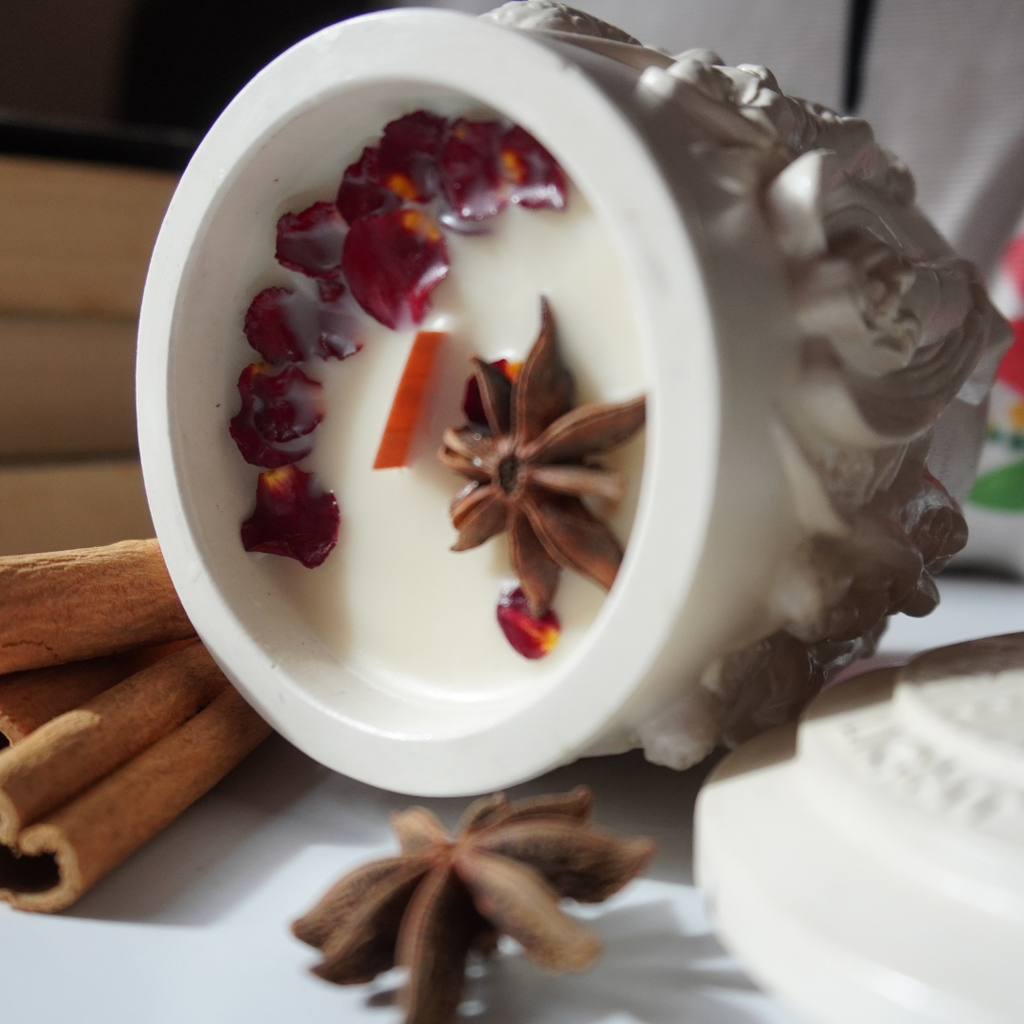 Roman Jar Candle