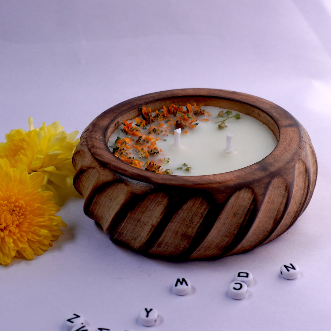 Small Wooden Bowl Candle