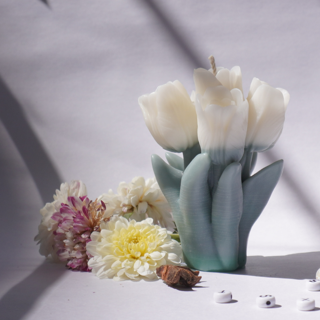 Tulip Candle 1