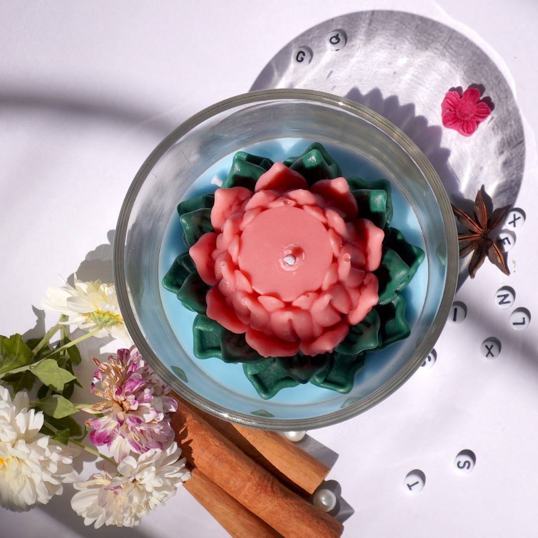 Lotus Candle