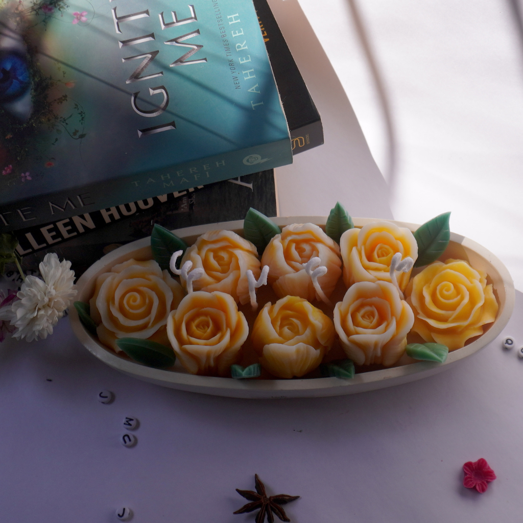 Yellow Tulip Boat Candle