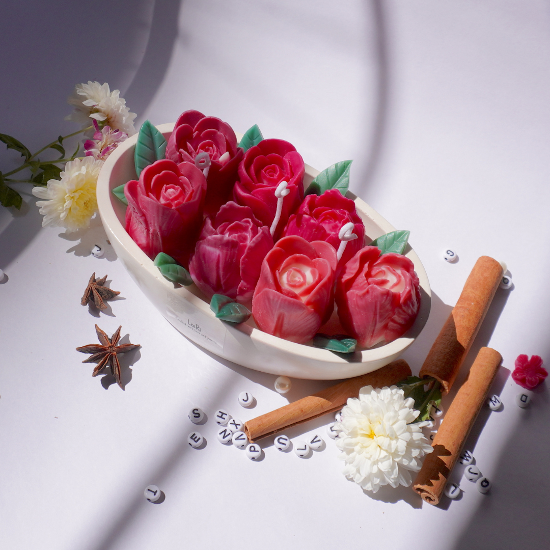 Red Tulip Boat Candle