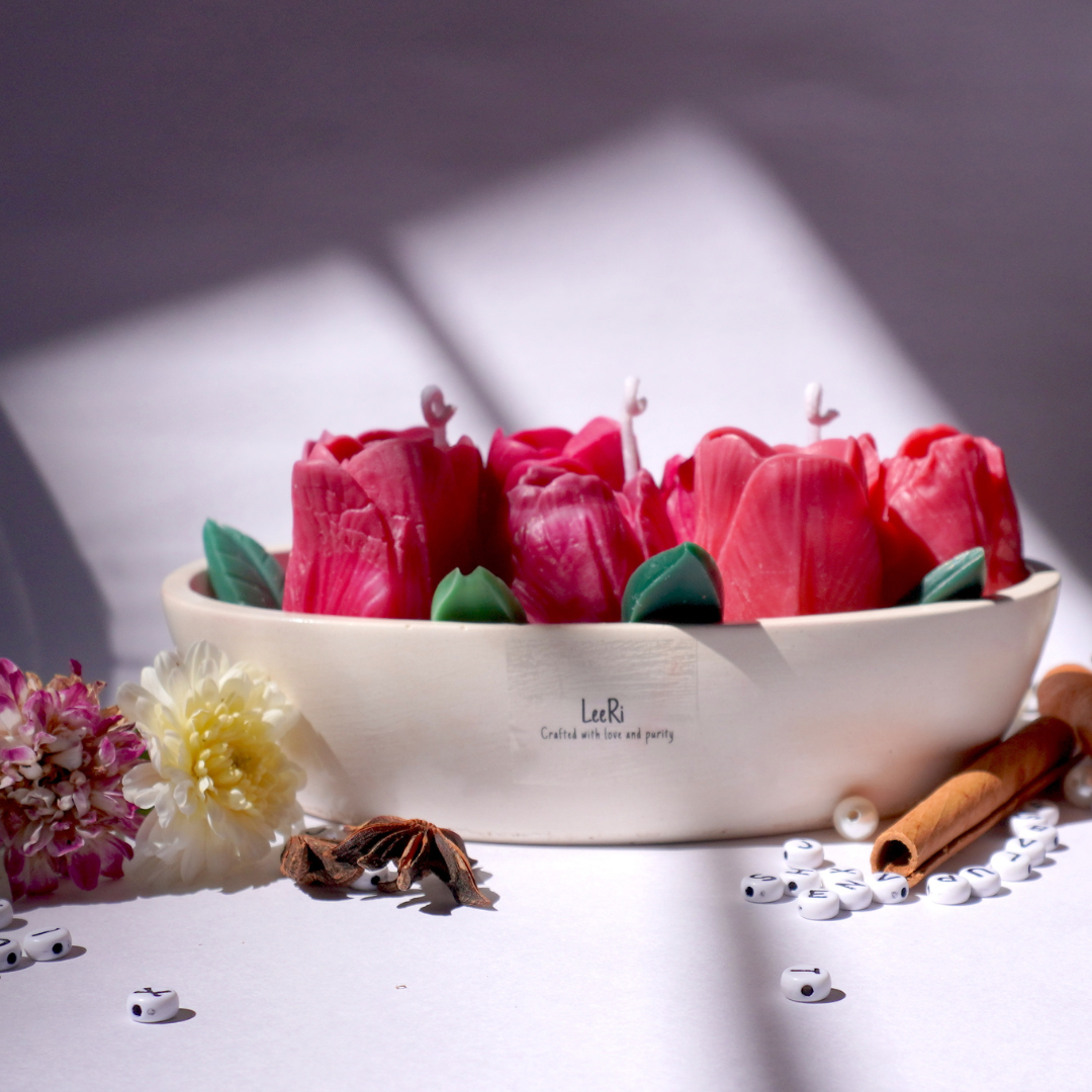 Red Tulip Boat Candle